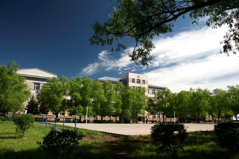 黑河学院